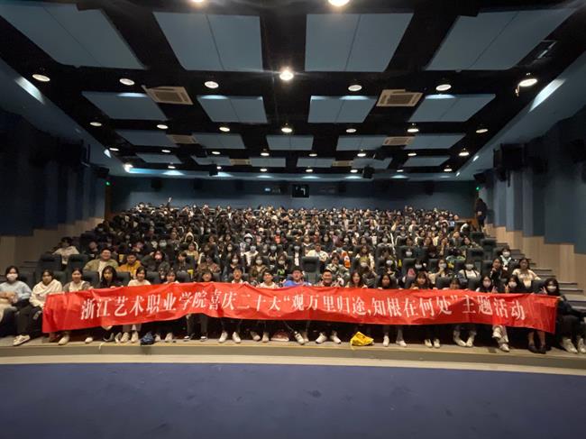 胡墨.jpg